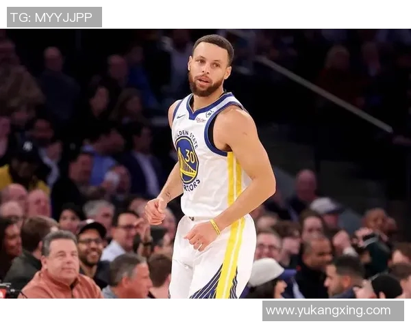 战术拆解:库里为何能掌控比赛节奏?