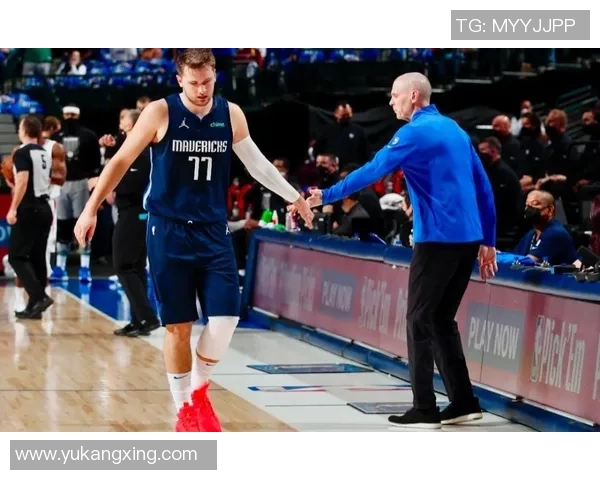 战术拆解：东契奇为何能掌控比赛节奏？